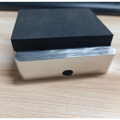 橡胶粘接用什么胶水粘接牢固？